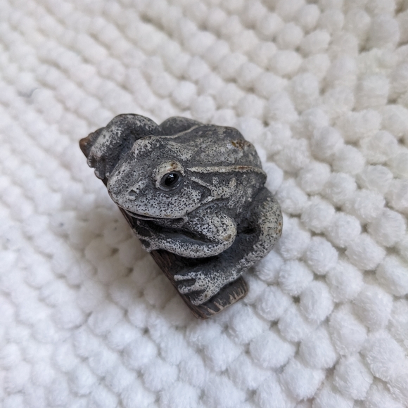 Frog Figurine Bundle - Picture 8 of 16